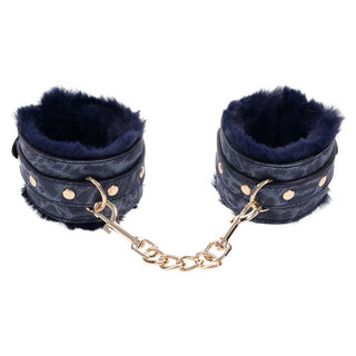 Sex & Mischief Cougar Fur Handcuffs