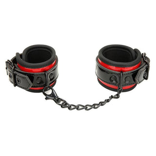 Whipsmart Heartbreaker Buckle Cuff