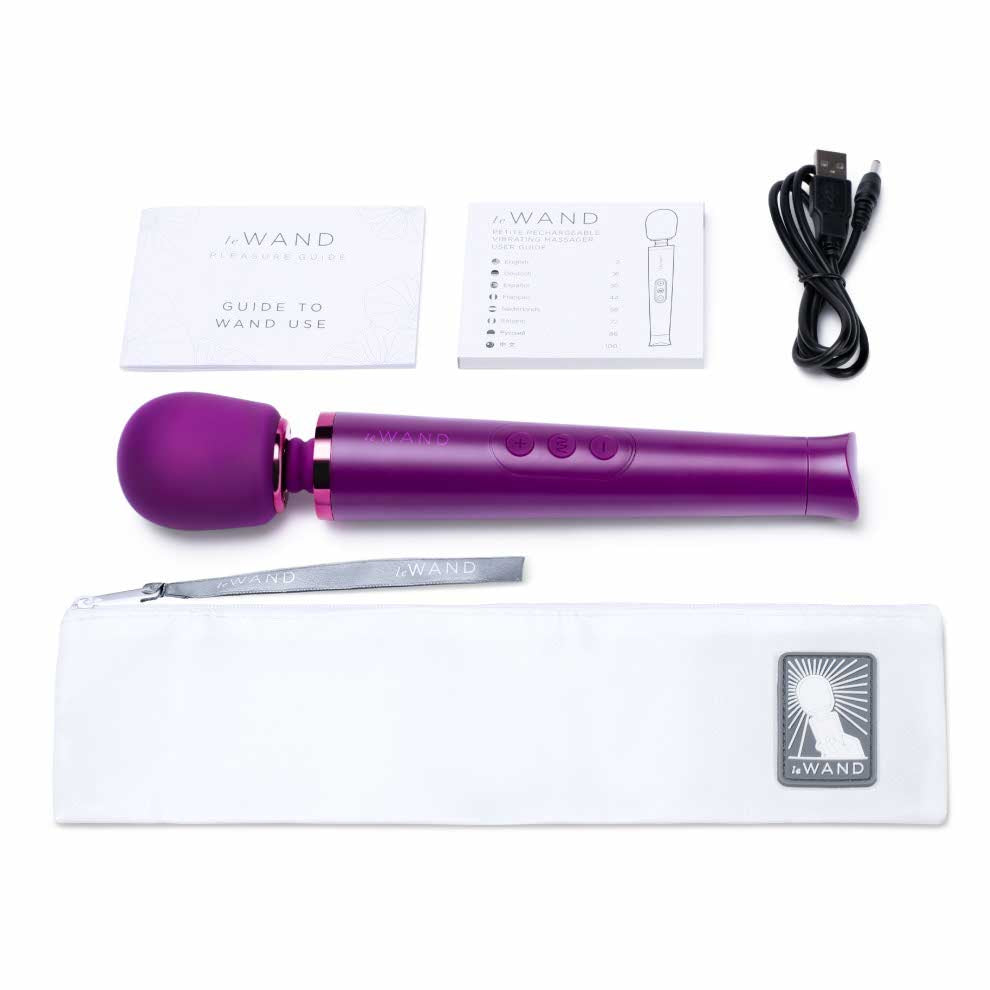 everything included with the le wand petite rechargeable massager lw-007chr dark cherry