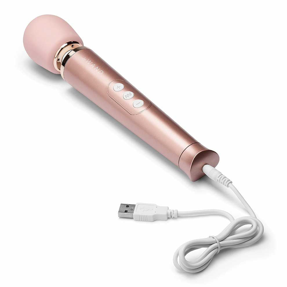 close-up of the charging of the le wand petite rechargeable massager lw-007rg rose gold