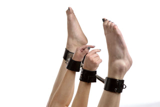 Strict Leather Adjustable Swiveling Spreader Bar with Leather Cuffs - Silver/Black