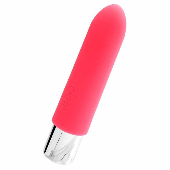 whole view of the vedo bam rechargeable mini bullet vibrator savvi-p1401 foxy pink